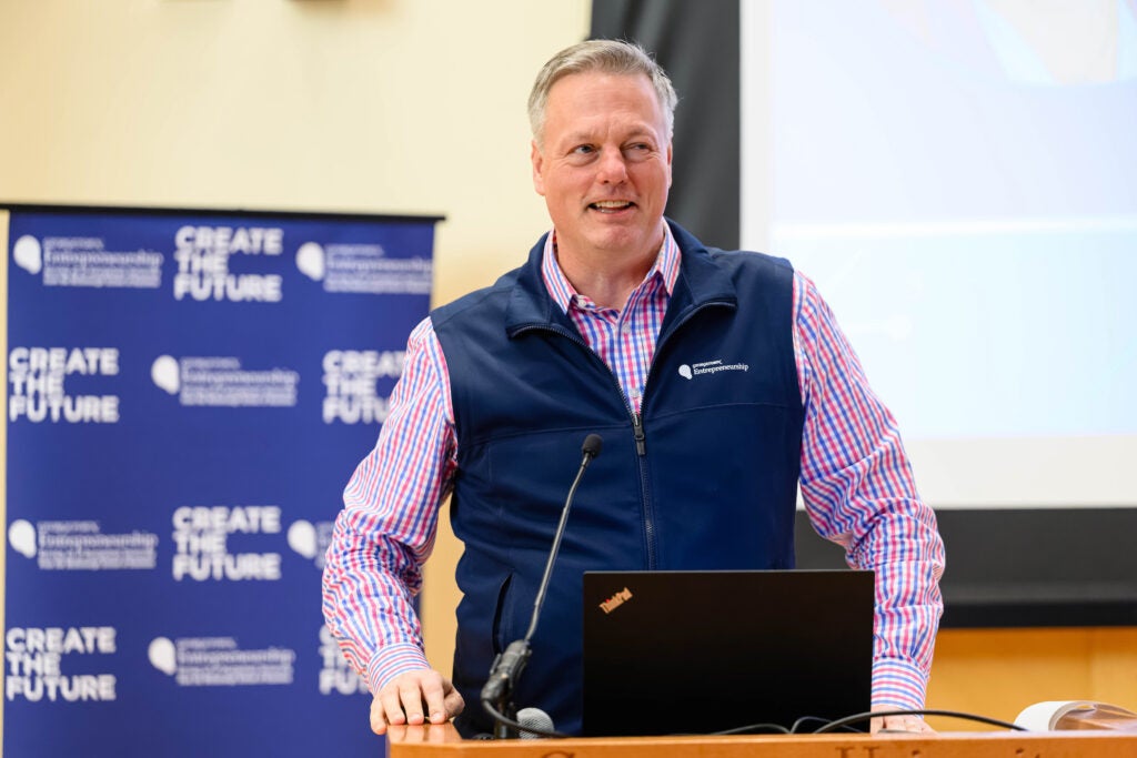Jeff Reid, founding director of Georgetown Entrepreneurship, speaks at the Showcase.